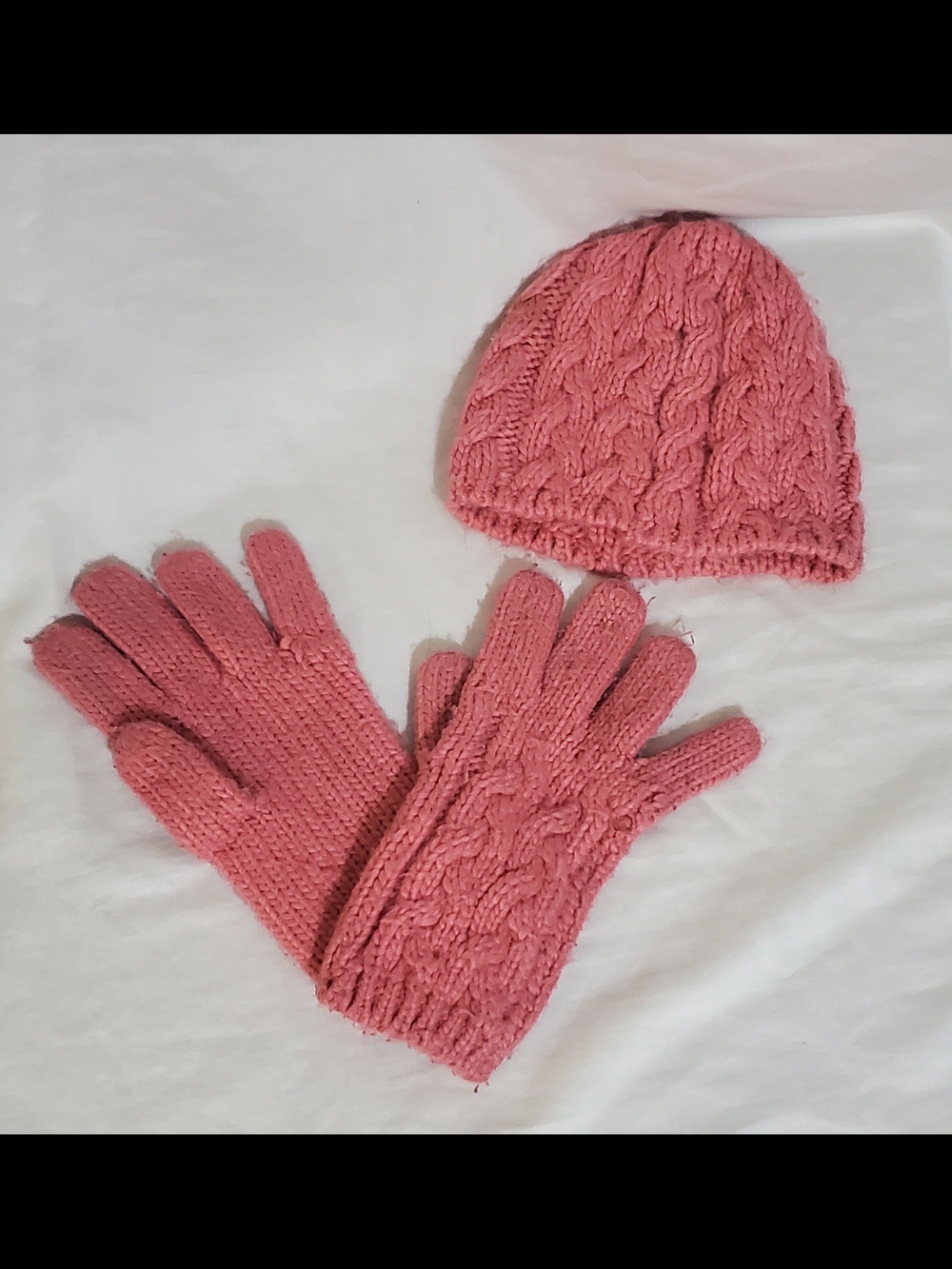 Womens Pink Cable Knit Hat and Gloves Set